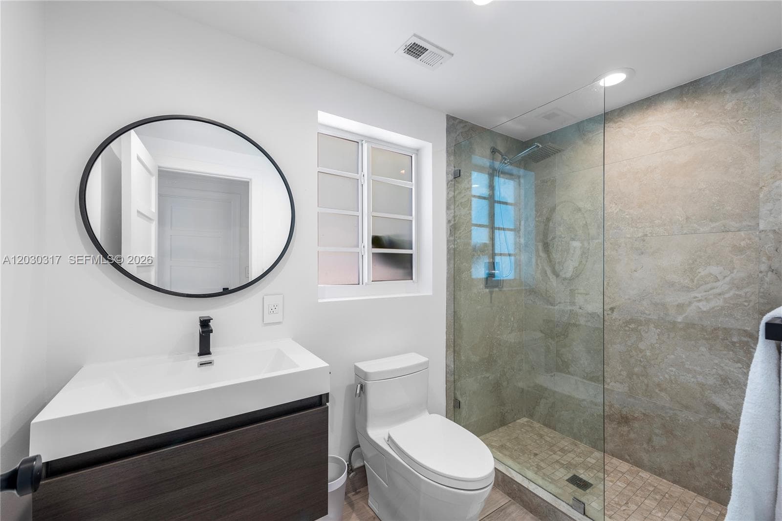 5236 Pine Tree Dr, Miami Beach FL 33140 — 19