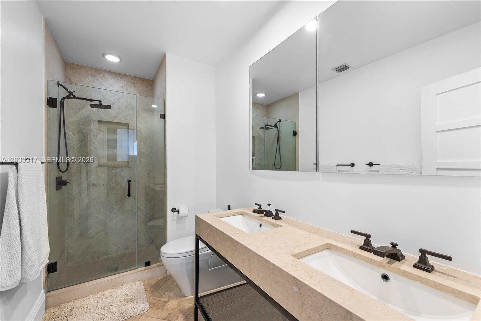 5236 Pine Tree Dr, Miami Beach FL 33140 — 35