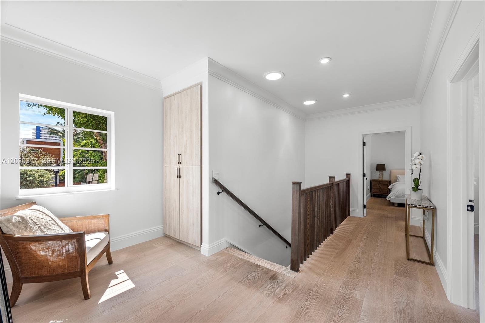 5236 Pine Tree Dr, Miami Beach FL 33140 — 31