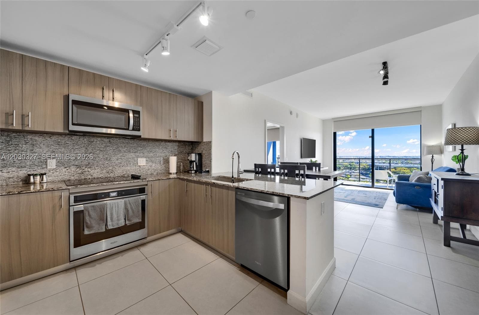 5350 NW 84th Ave # 903, Doral FL 33166 — 17