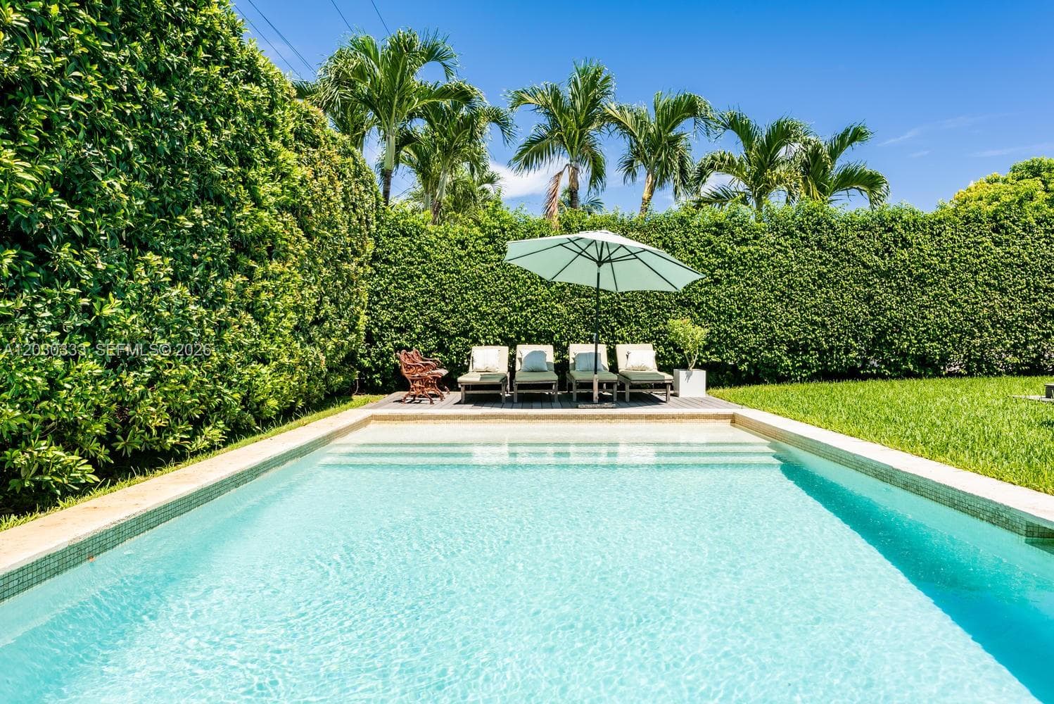 575 W 50th St, Miami Beach FL 33140 — 29