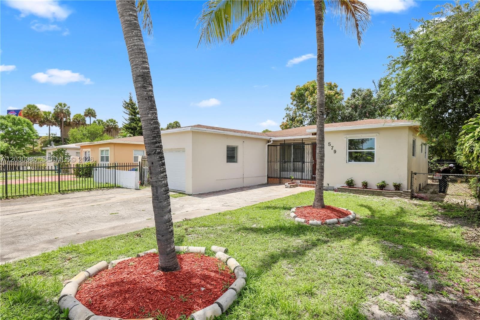 579 NW 119th St, Miami FL 33168 — 4