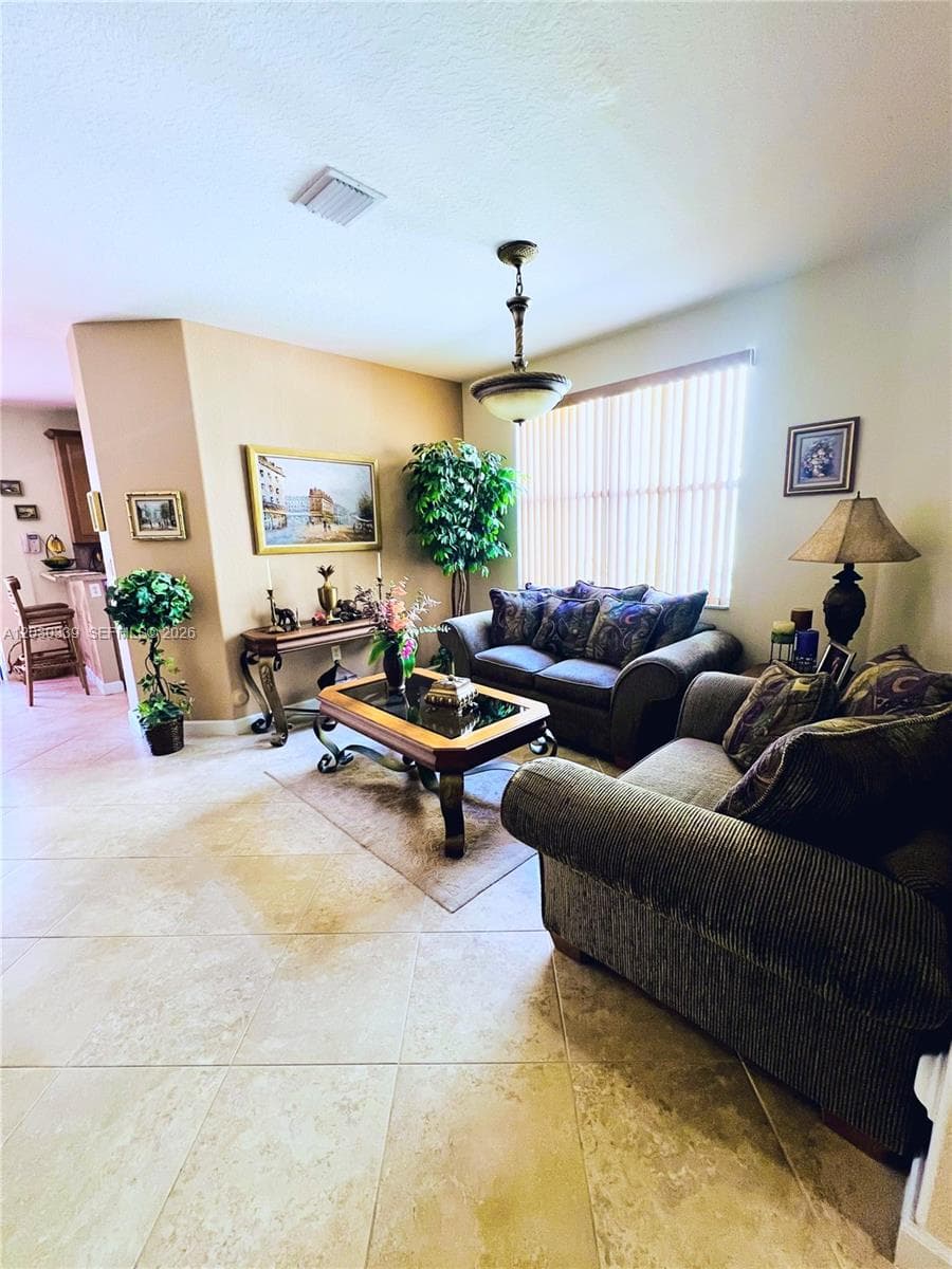 2499 SE 14th St, Homestead FL 33035 — 6