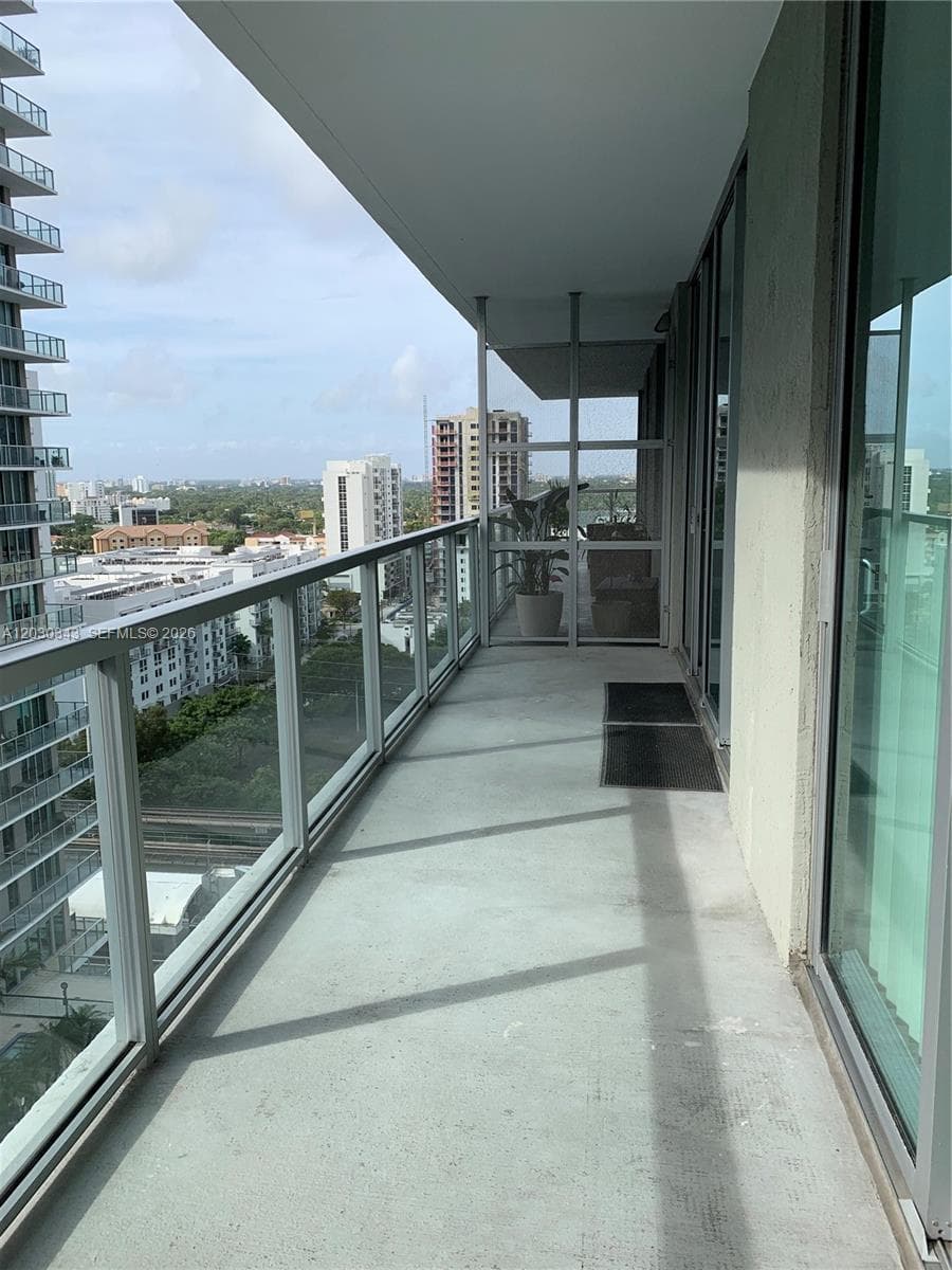 1111 SW 1st Ave, Miami FL 33130 — 15