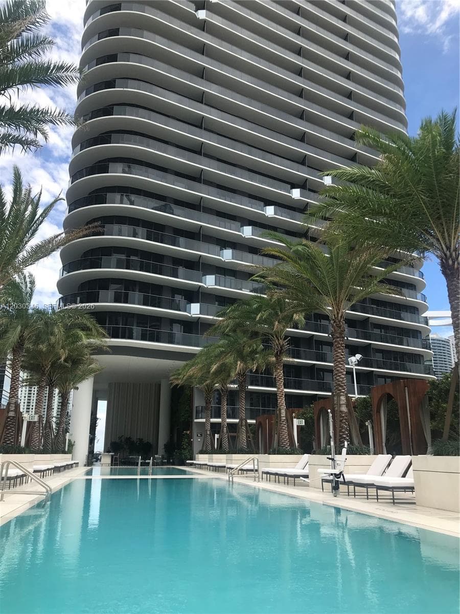 801 S Miami Ave # 1502, Miami FL 33130 — 9