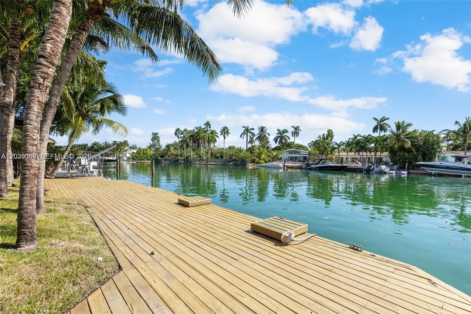 550 S Shore Dr, Miami Beach FL 33141 — 11