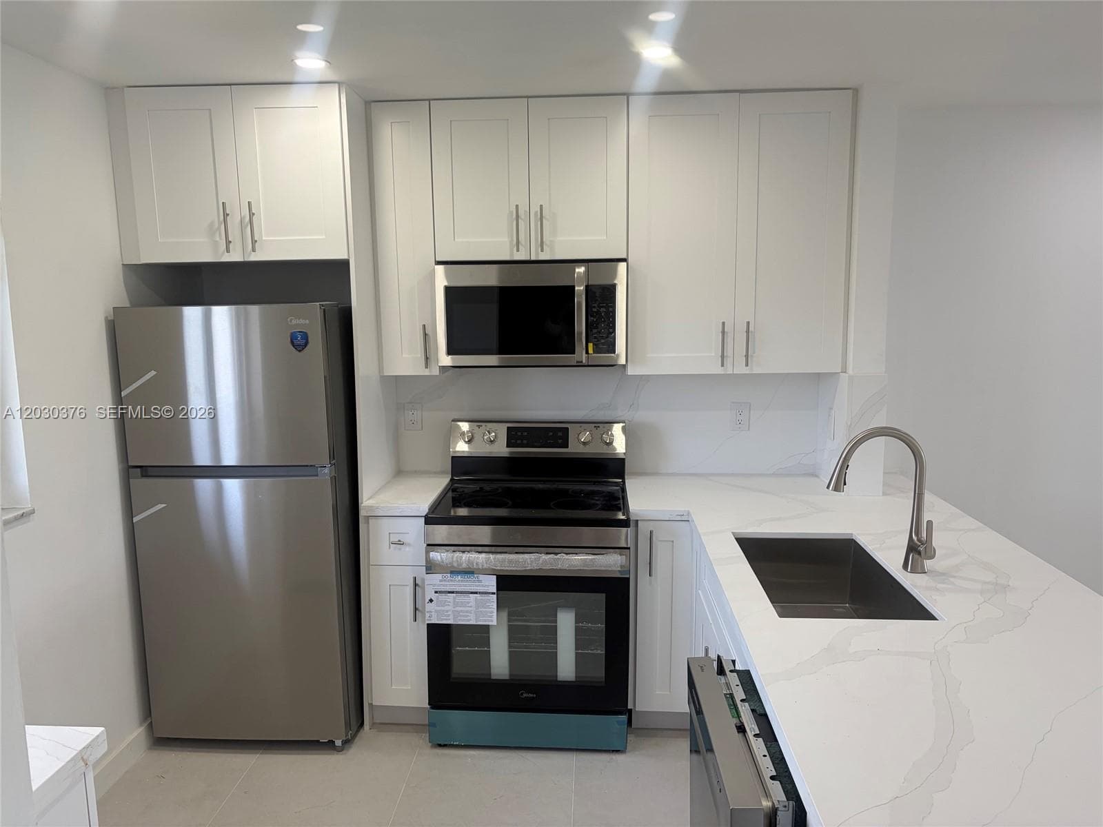 7732 Camino Real # 404, Miami FL 33143 — 3
