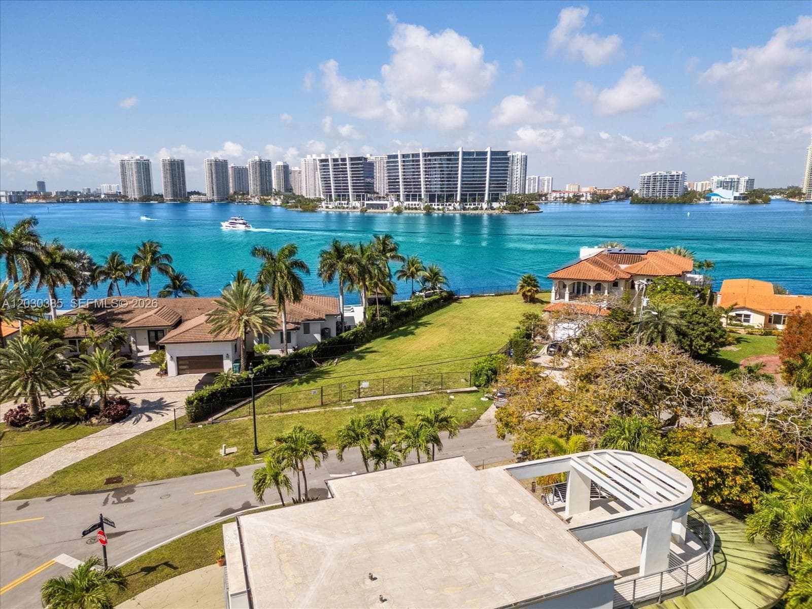 18800 N Bay Rd, Sunny Isles Beach FL 33160 — 9