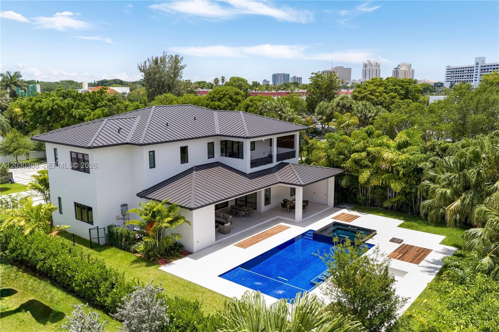 6641 SW 85th St, Miami FL 33143 — 33