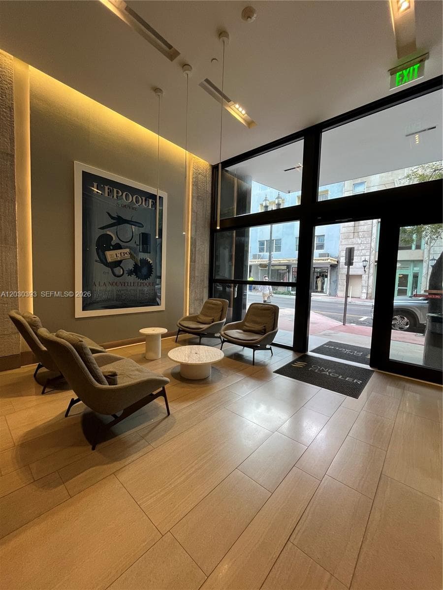 14 NE 1st Ave # 1210, Miami FL 33132 — 2