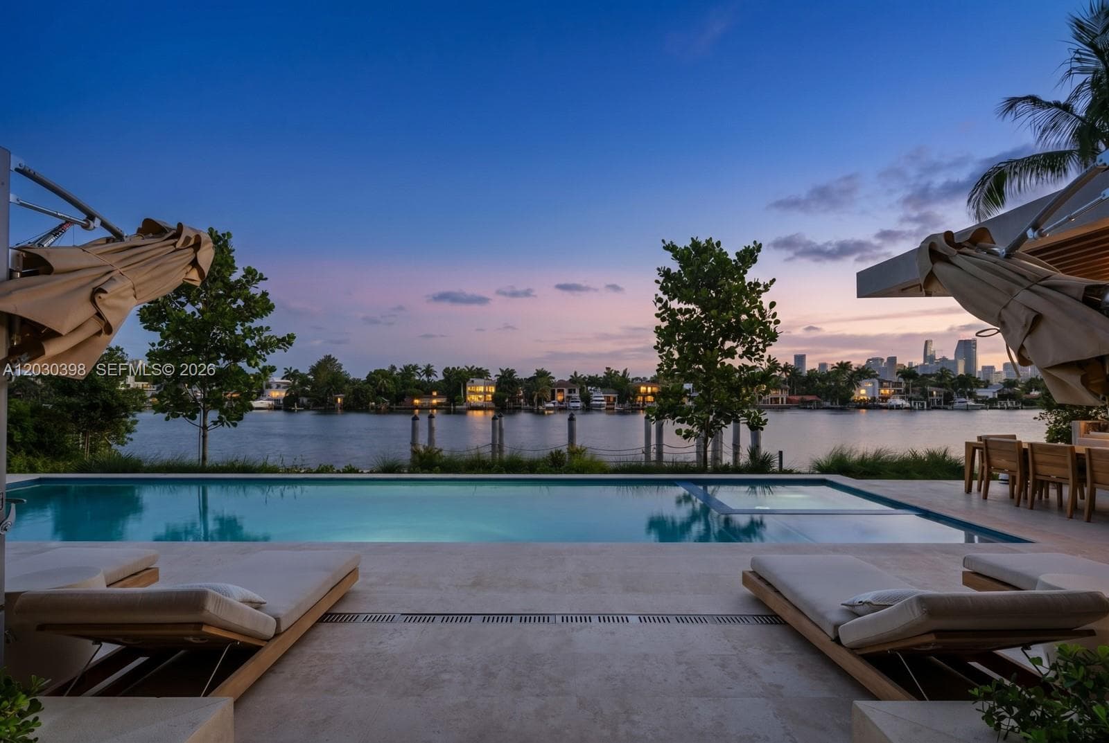 360 S Hibiscus Drive, Miami Beach FL 33139 — 32