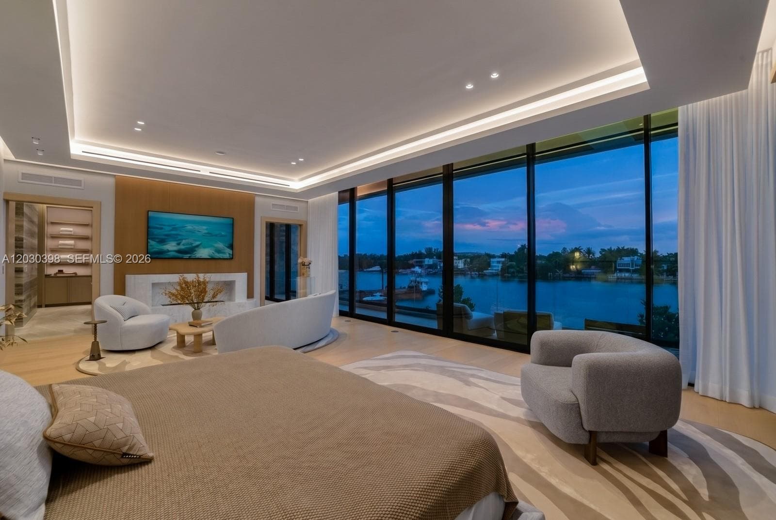 360 S Hibiscus Drive, Miami Beach FL 33139 — 54