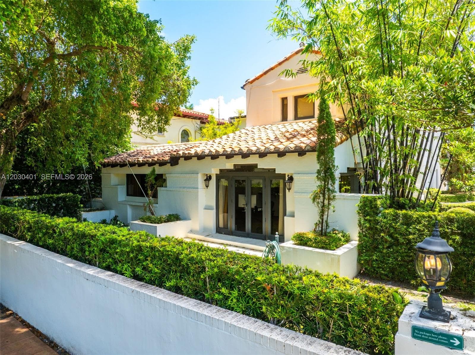 5860 Pine Tree Dr, Miami Beach FL 33140 — 27
