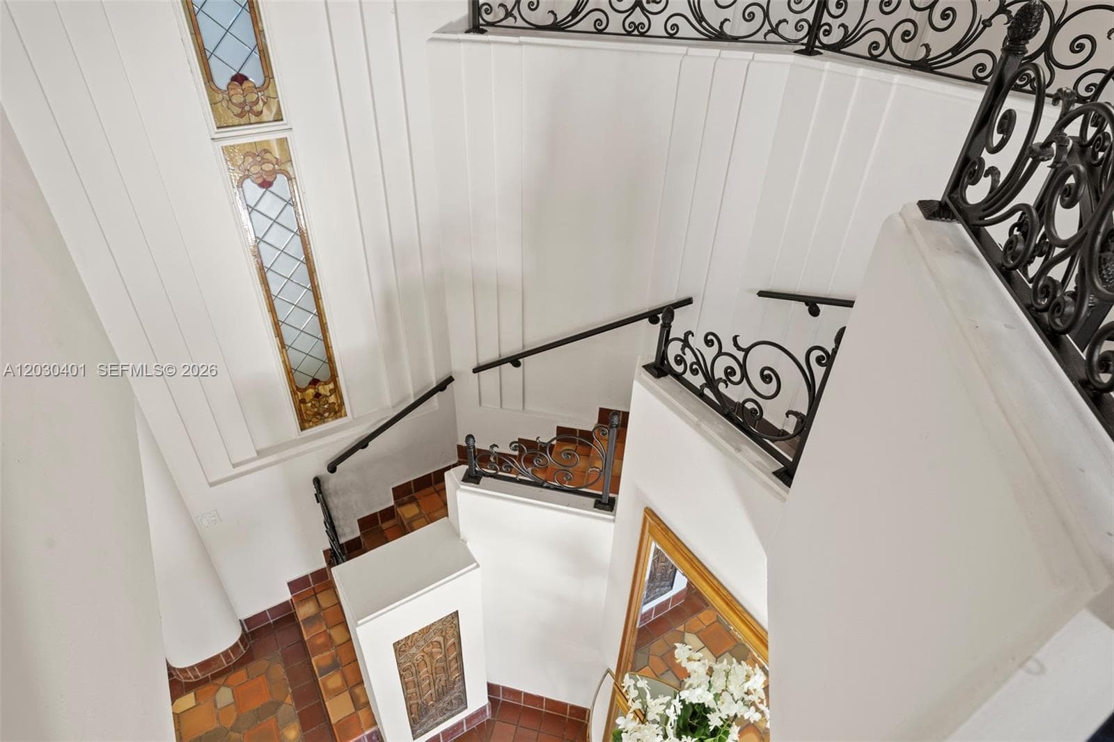 5860 Pine Tree Dr, Miami Beach FL 33140 — 17