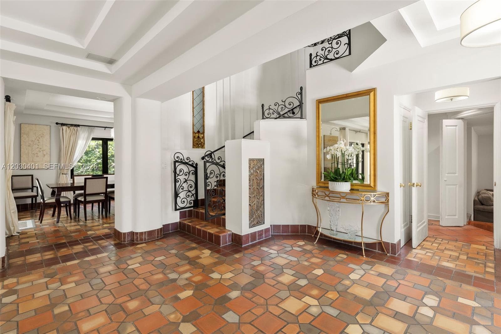 5860 Pine Tree Dr, Miami Beach FL 33140 — 12