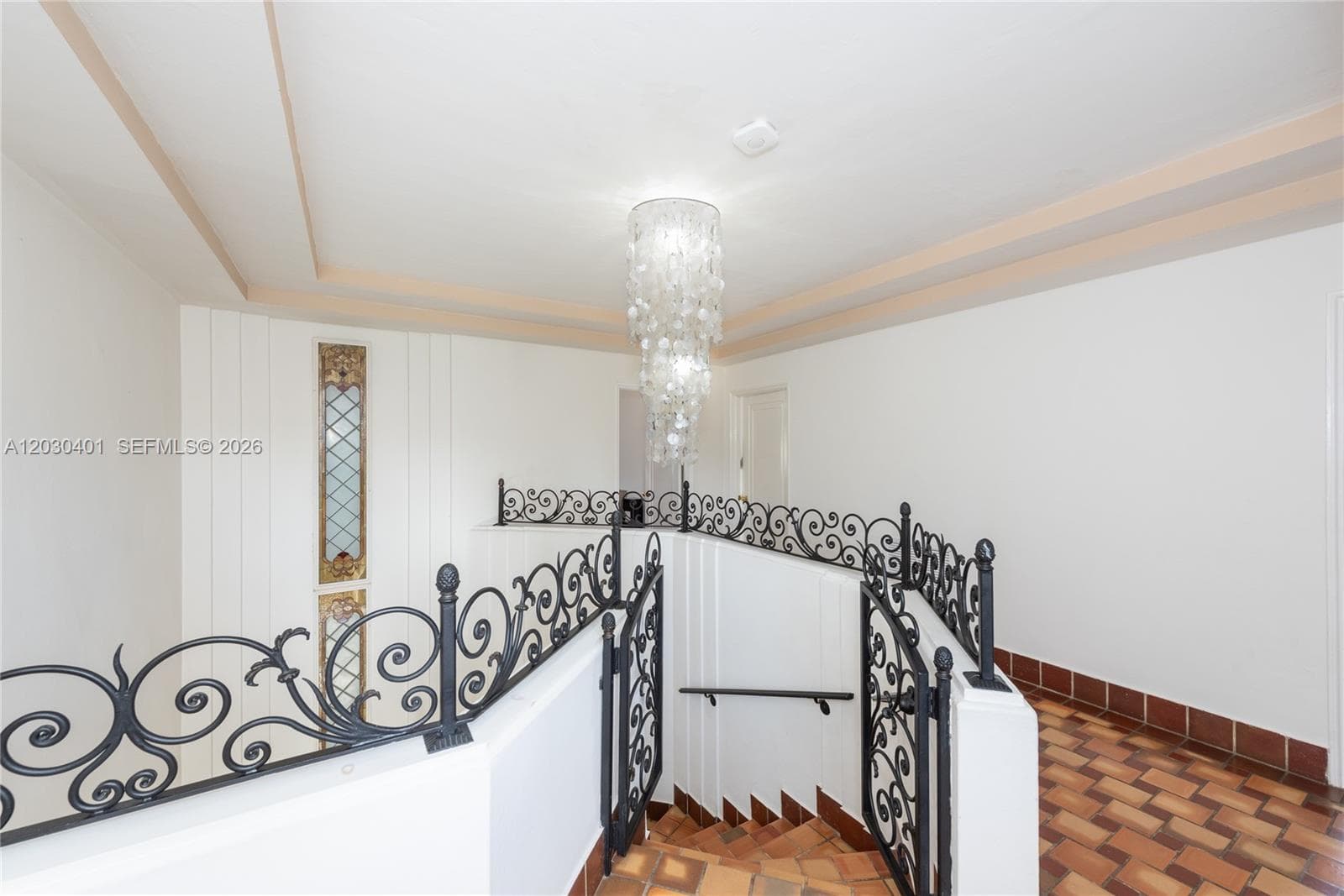5860 Pine Tree Dr, Miami Beach FL 33140 — 53