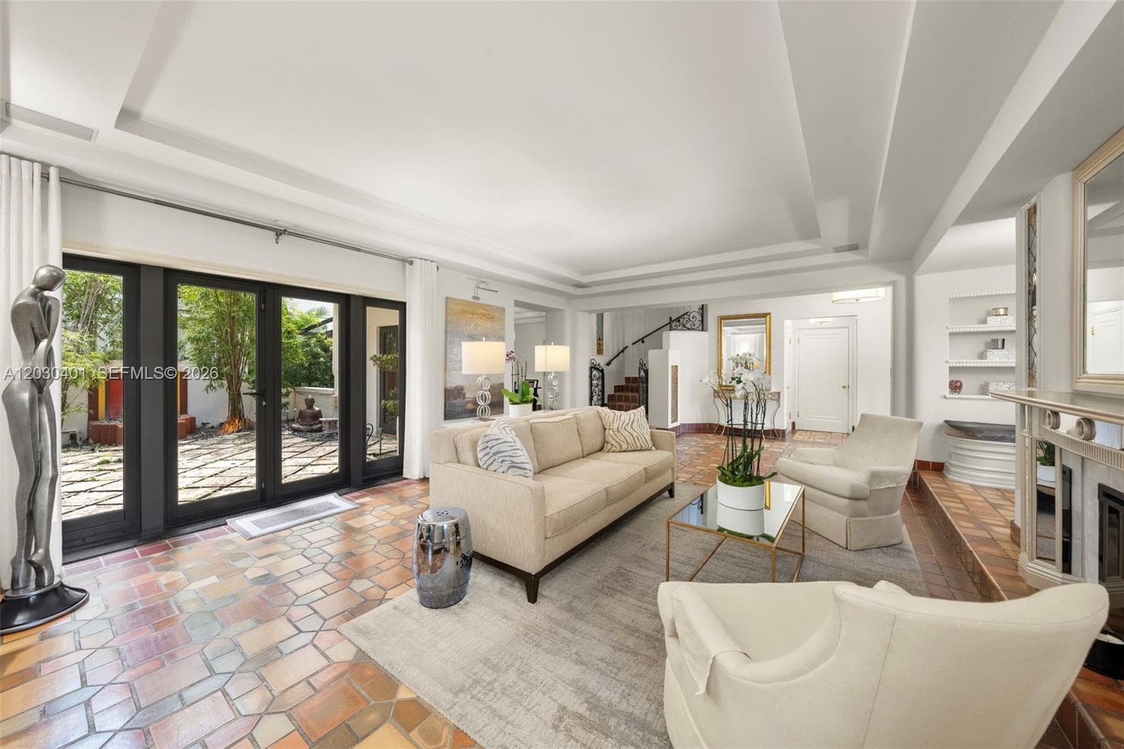 5860 Pine Tree Dr, Miami Beach FL 33140 — 7