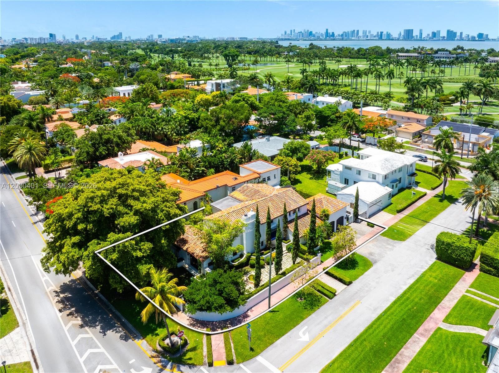 5860 Pine Tree Dr, Miami Beach FL 33140 — 3