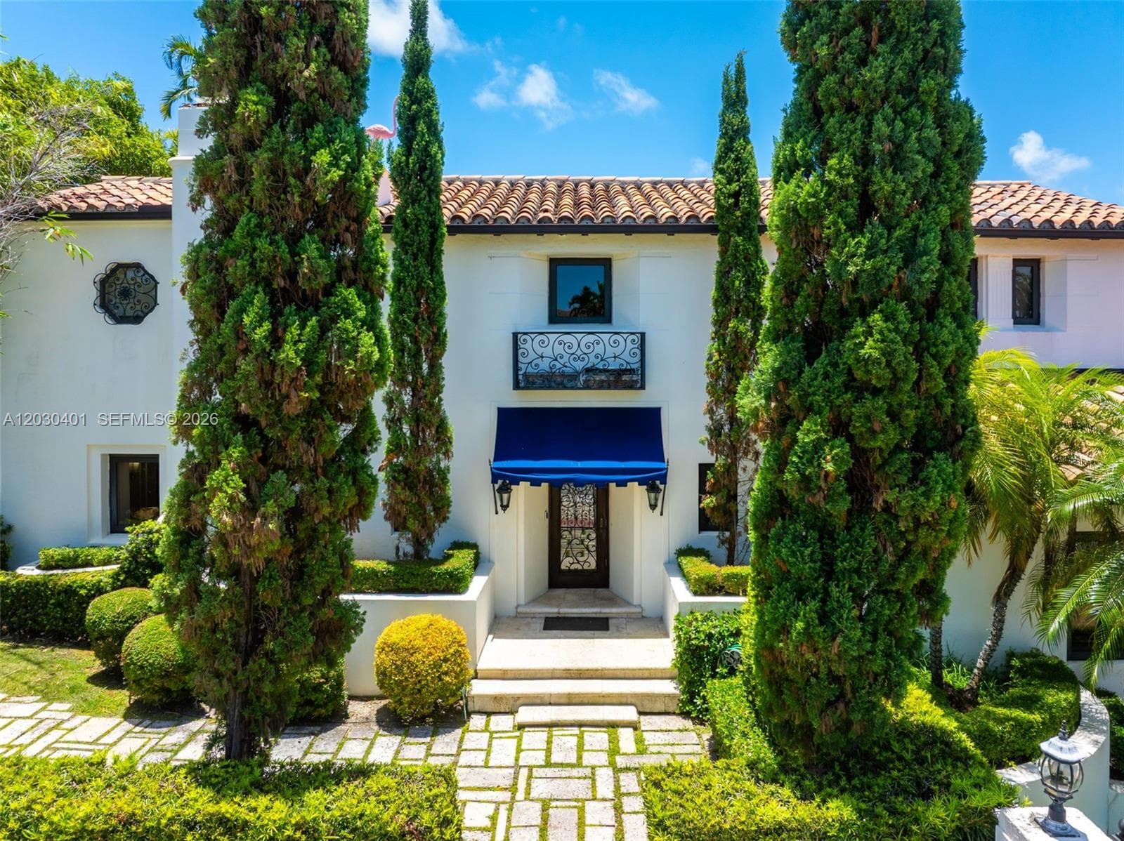 5860 Pine Tree Dr, Miami Beach FL 33140 — 5