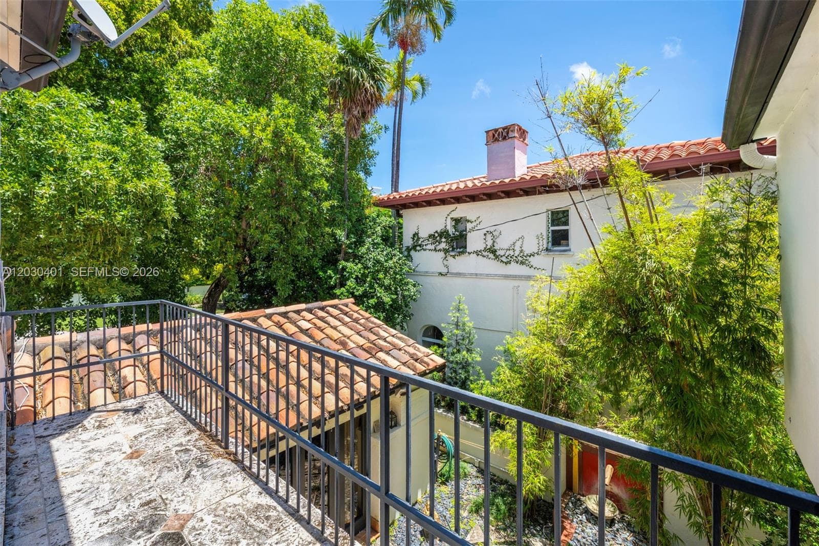 5860 Pine Tree Dr, Miami Beach FL 33140 — 61