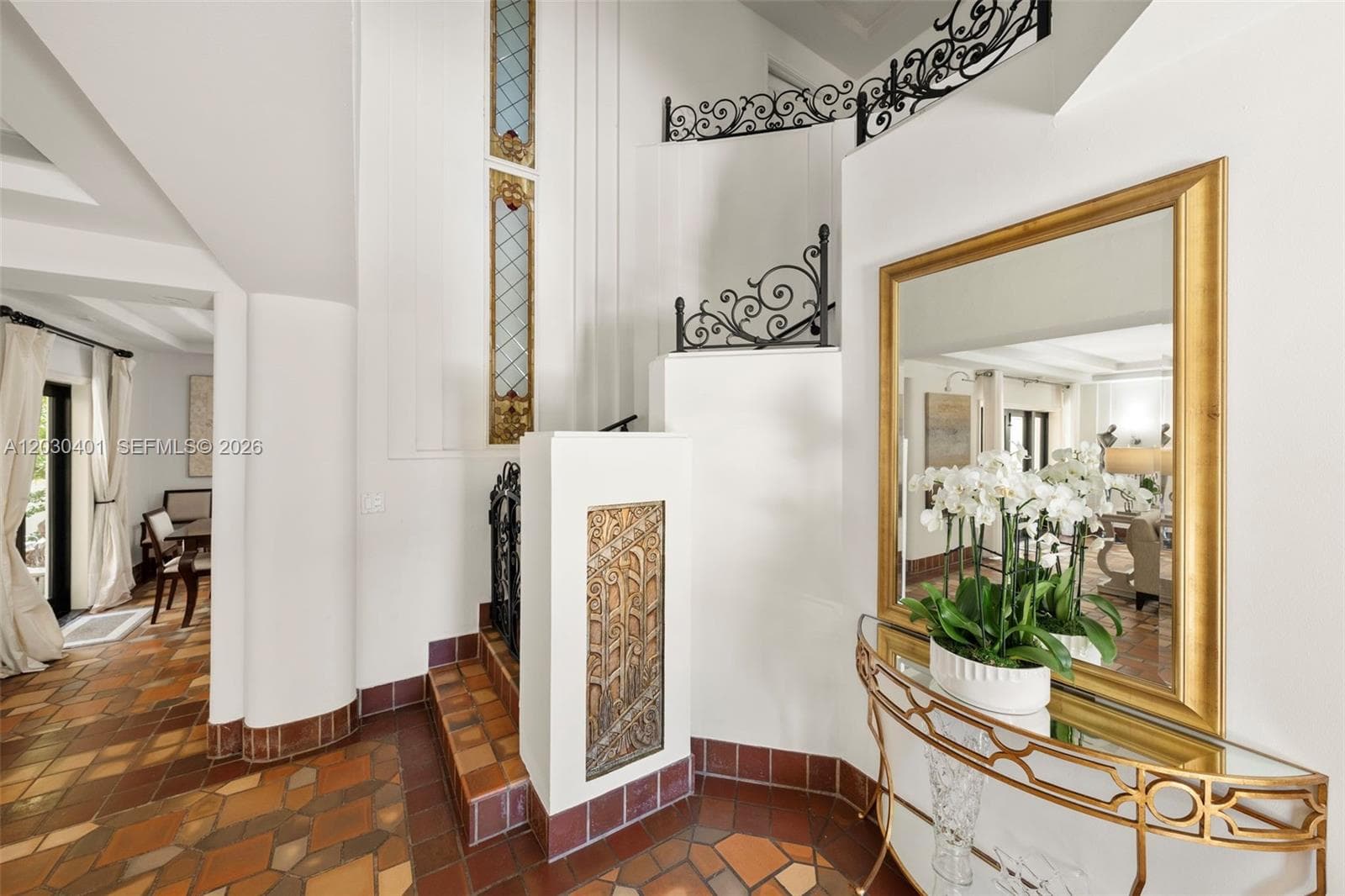 5860 Pine Tree Dr, Miami Beach FL 33140 — 33