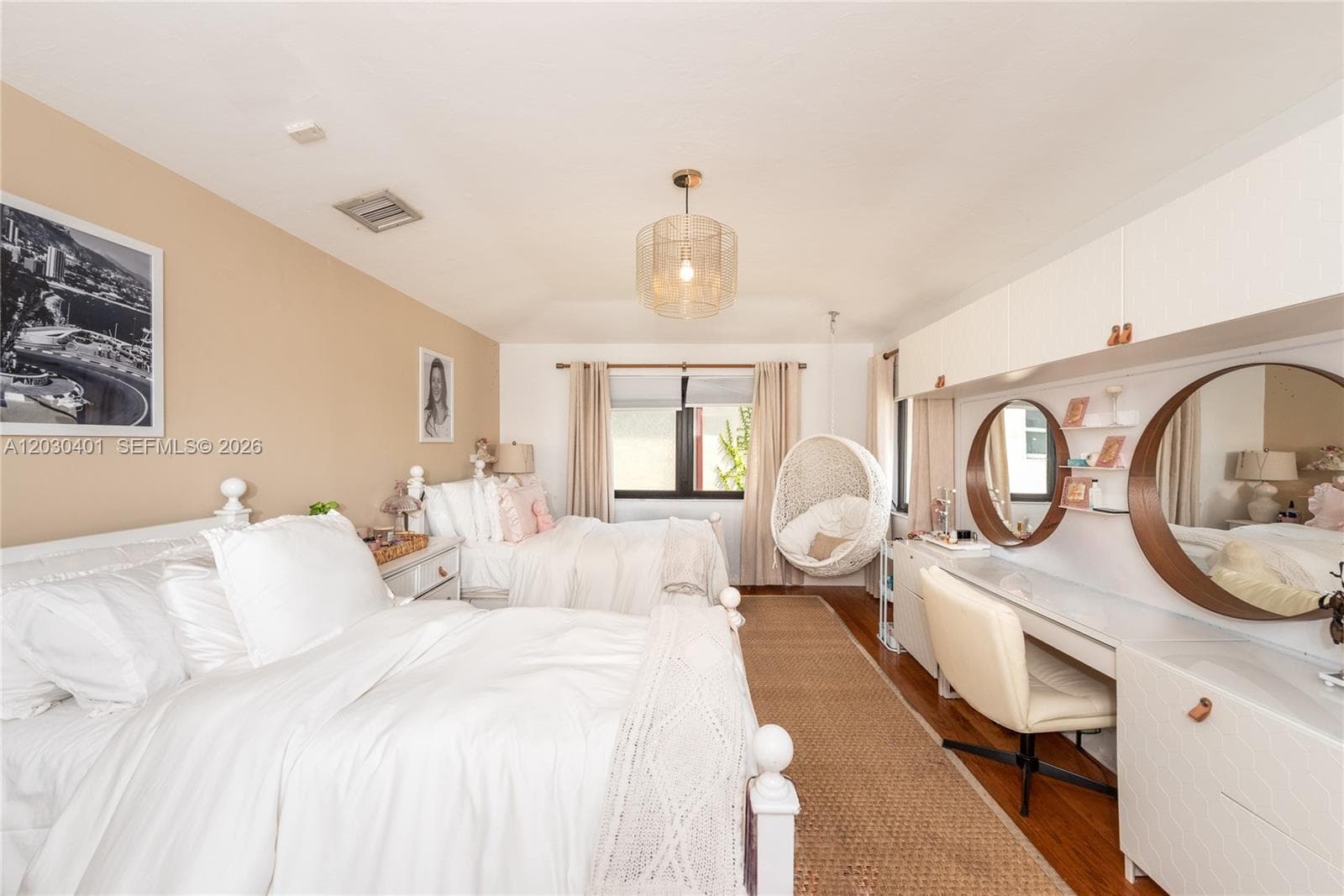 5860 Pine Tree Dr, Miami Beach FL 33140 — 59