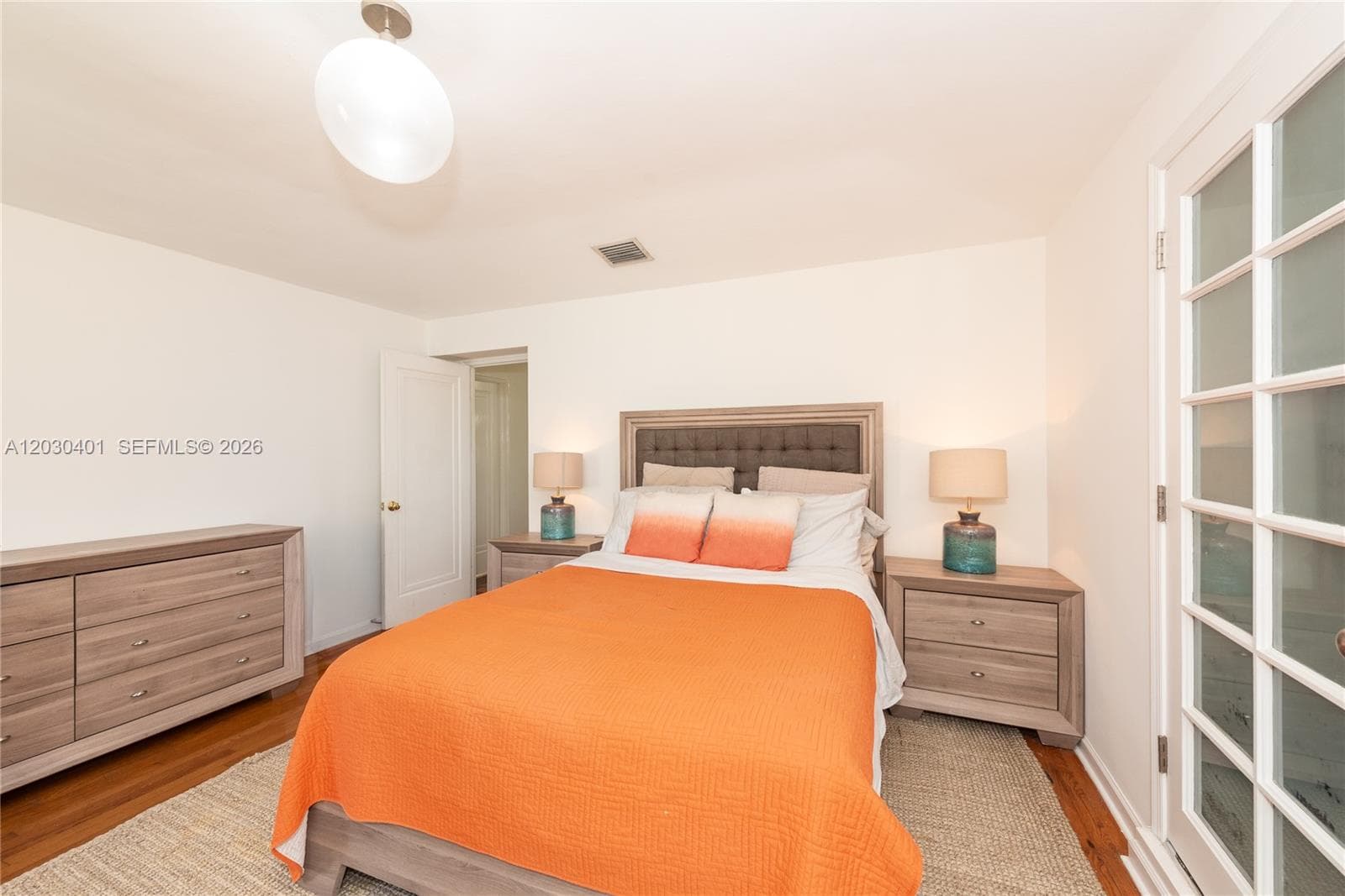 5860 Pine Tree Dr, Miami Beach FL 33140 — 64