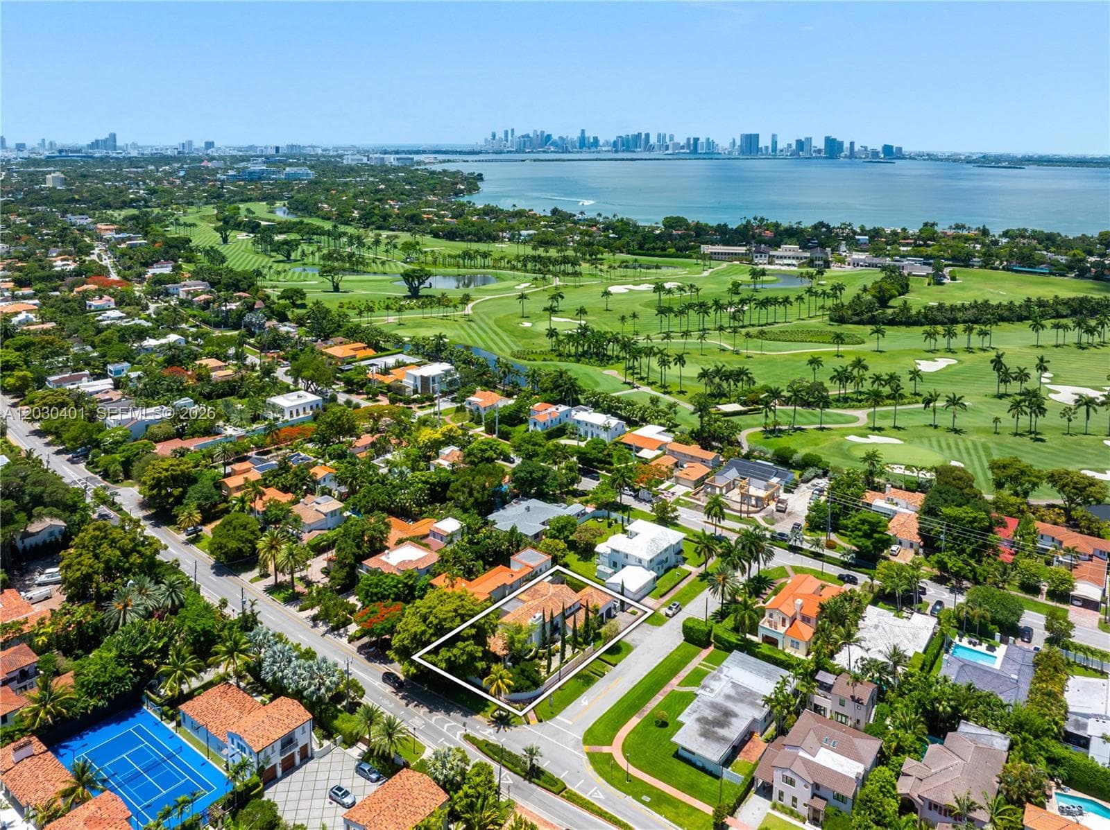 5860 Pine Tree Dr, Miami Beach FL 33140 — 25