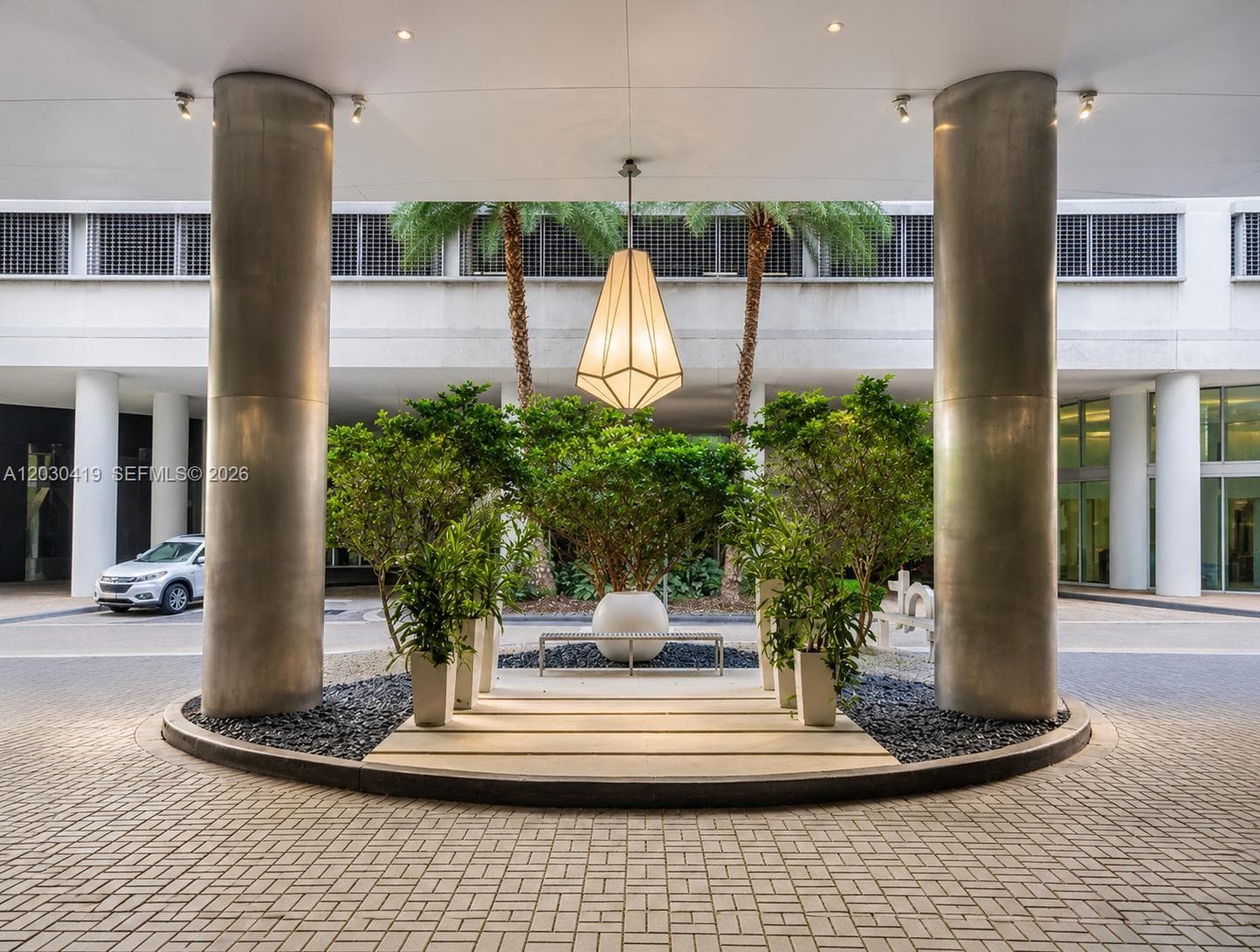 92 SW 3rd St # 1508, Miami FL 33130 — 34