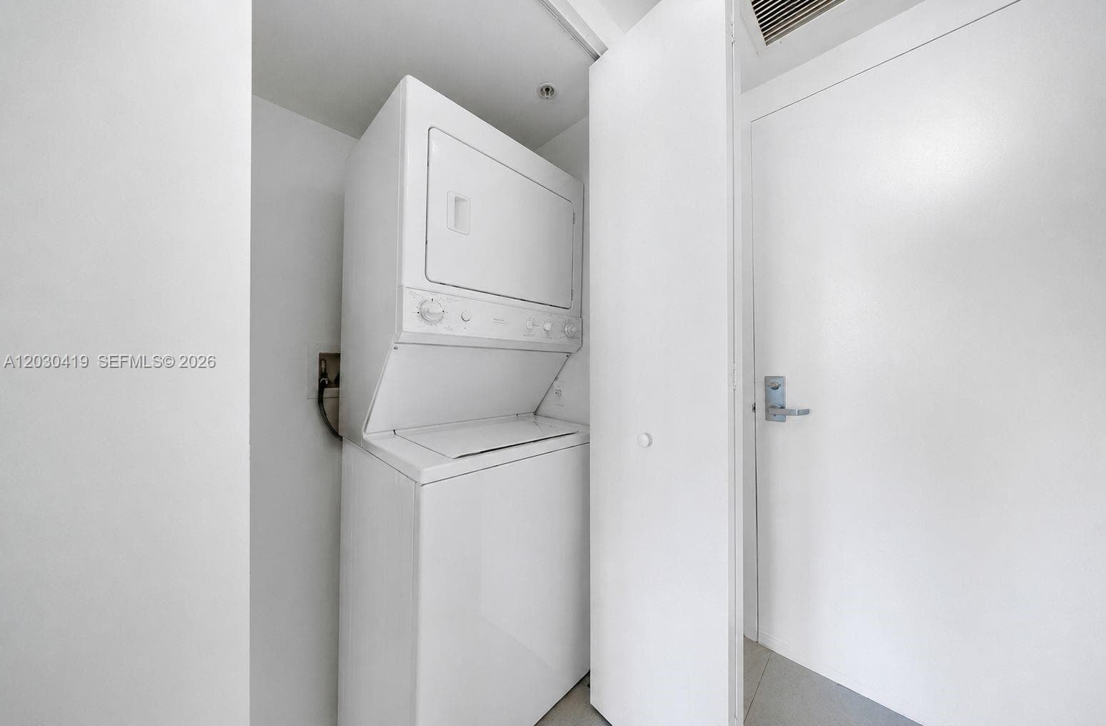 92 SW 3rd St # 1508, Miami FL 33130 — 11