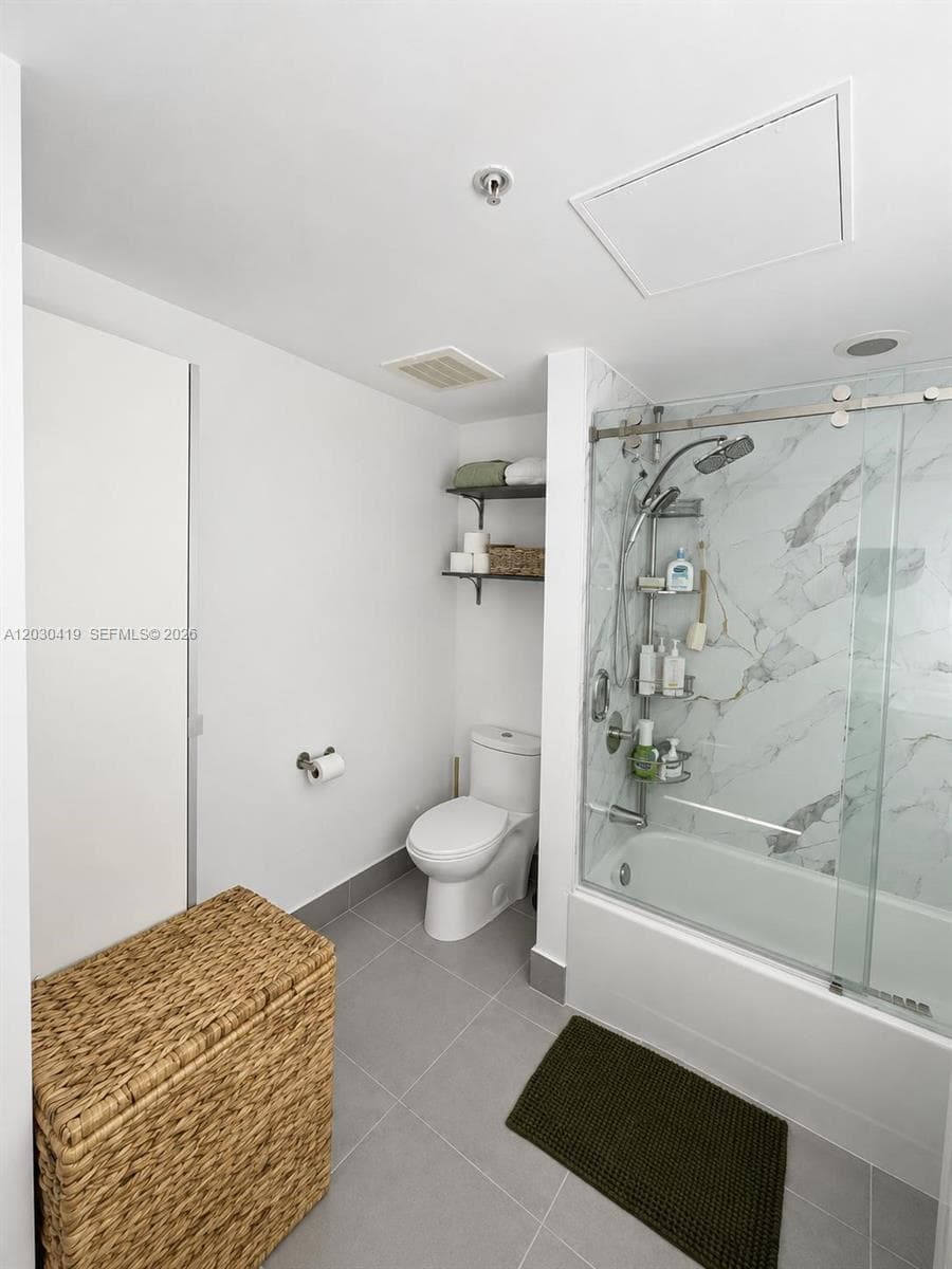 92 SW 3rd St # 1508, Miami FL 33130 — 19