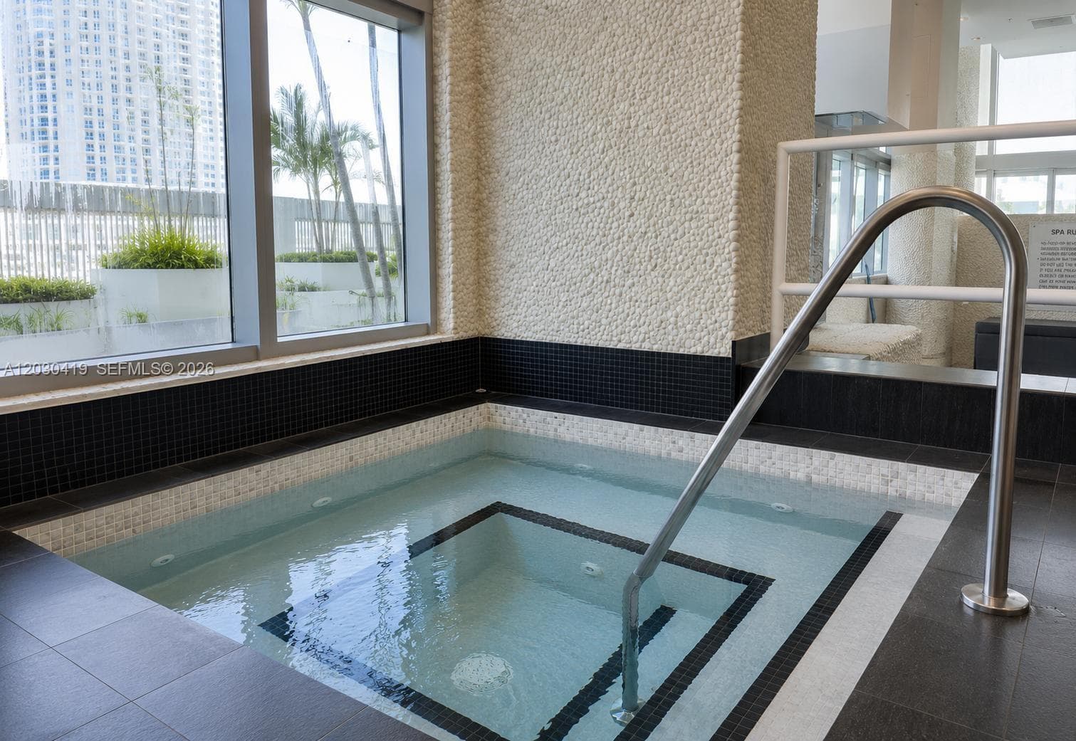 92 SW 3rd St # 1508, Miami FL 33130 — 40