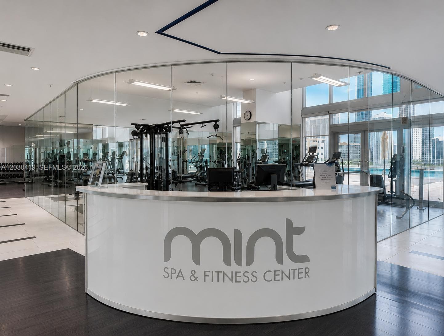 92 SW 3rd St # 1508, Miami FL 33130 — 35