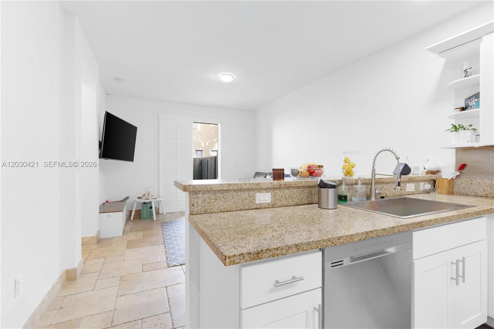 7475 NW 116th Ave, Doral FL 33178 — 10
