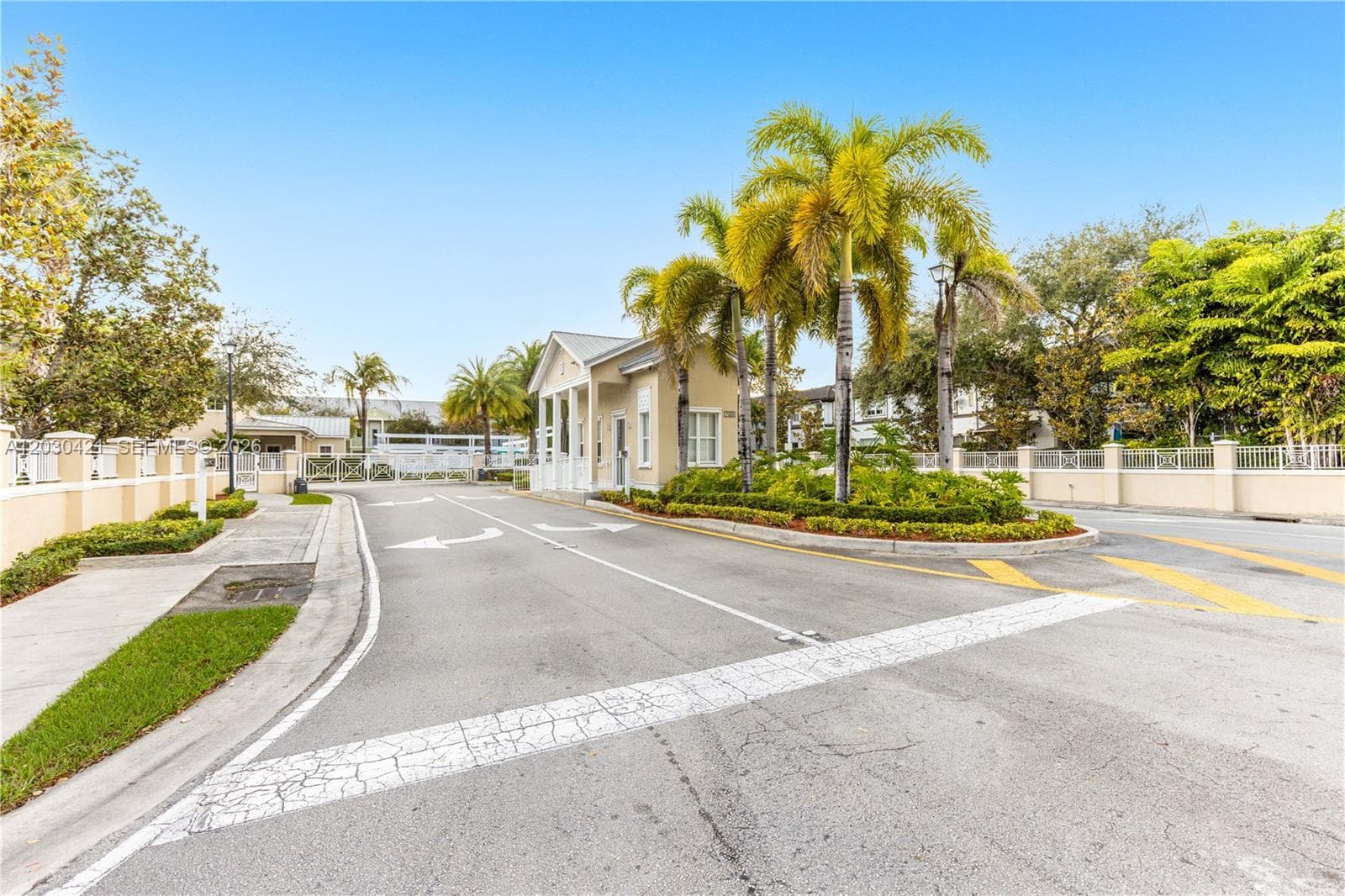7475 NW 116th Ave, Doral FL 33178 — 41