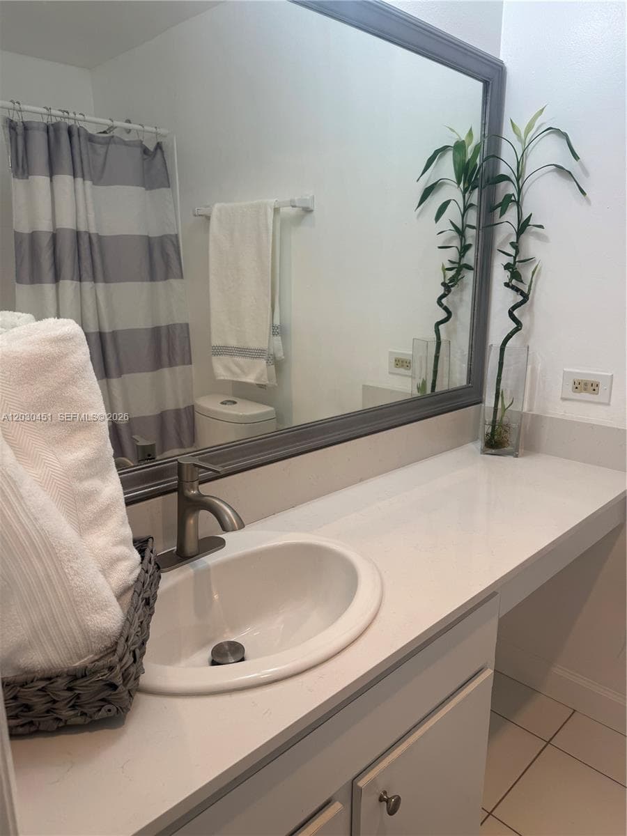 1390 Ocean Dr # 302, Miami Beach FL 33139 — 12