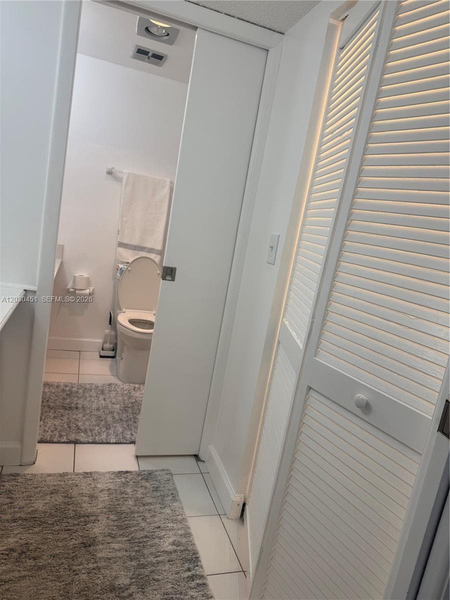 1390 Ocean Dr # 302, Miami Beach FL 33139 — 9