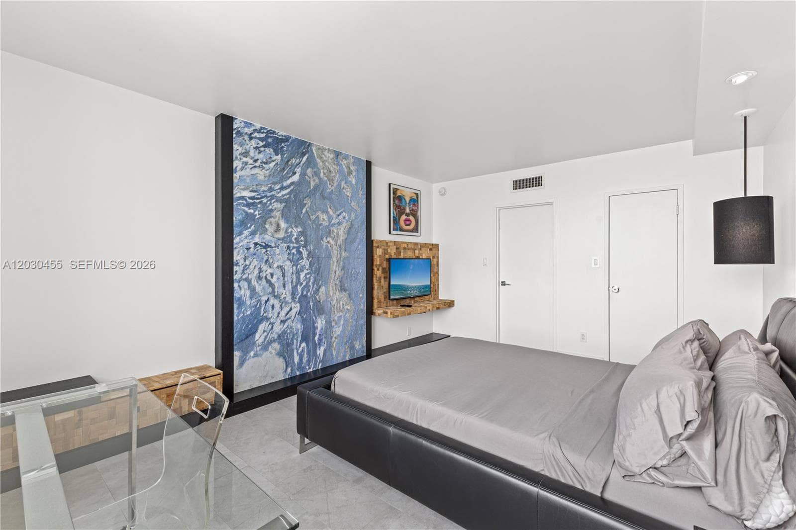 1000 West Ave # 1518, Miami Beach FL 33139 — 9