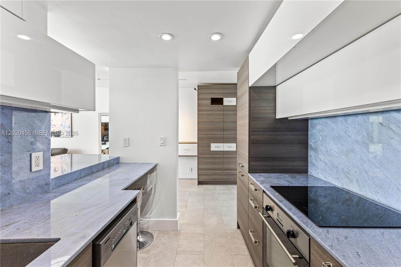1000 West Ave # 1518, Miami Beach FL 33139 — 15