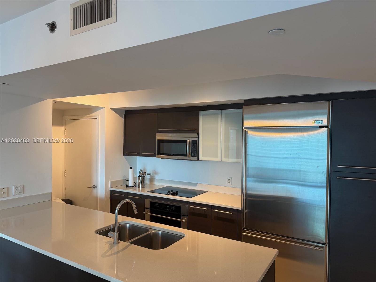 500 Brickell Ave # 3105, Miami FL 33131 — 6