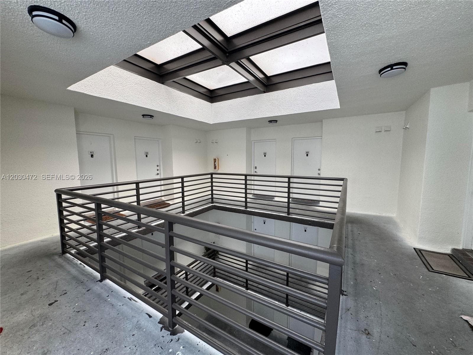 9711 Fontainebleau Blvd # D203, Miami FL 33172 — 29