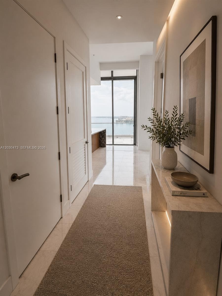 175 SE 25th rd # 1503, Miami FL 33129 — 2