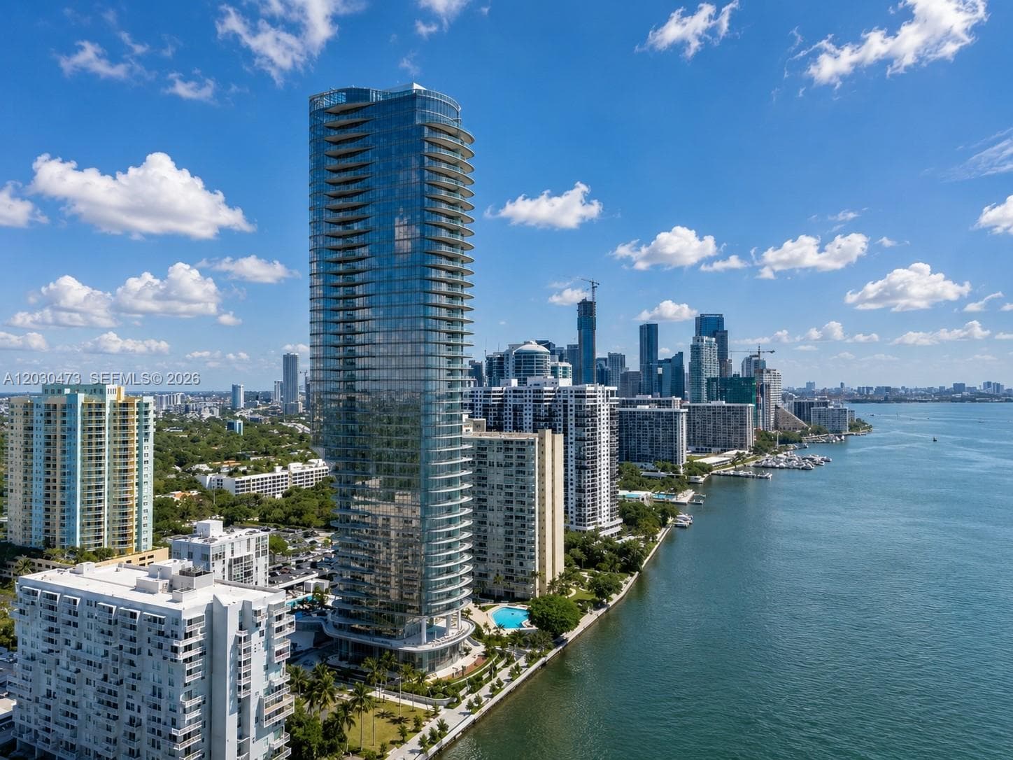 175 SE 25th rd # 1503, Miami FL 33129 — 10