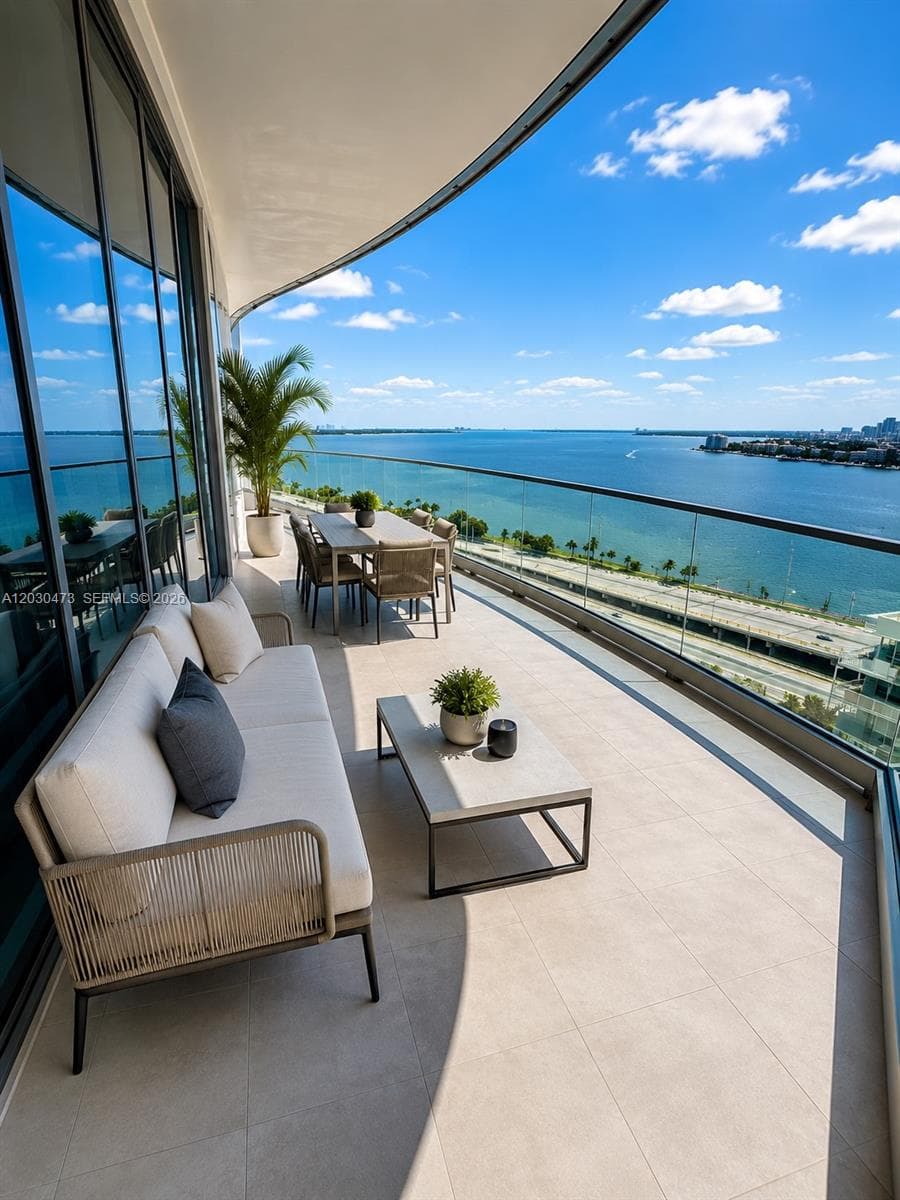 175 SE 25th rd # 1503, Miami FL 33129 — 8