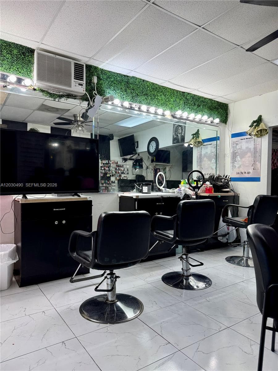 11842 W Dixie Hwy, Miami FL 33161 — 2