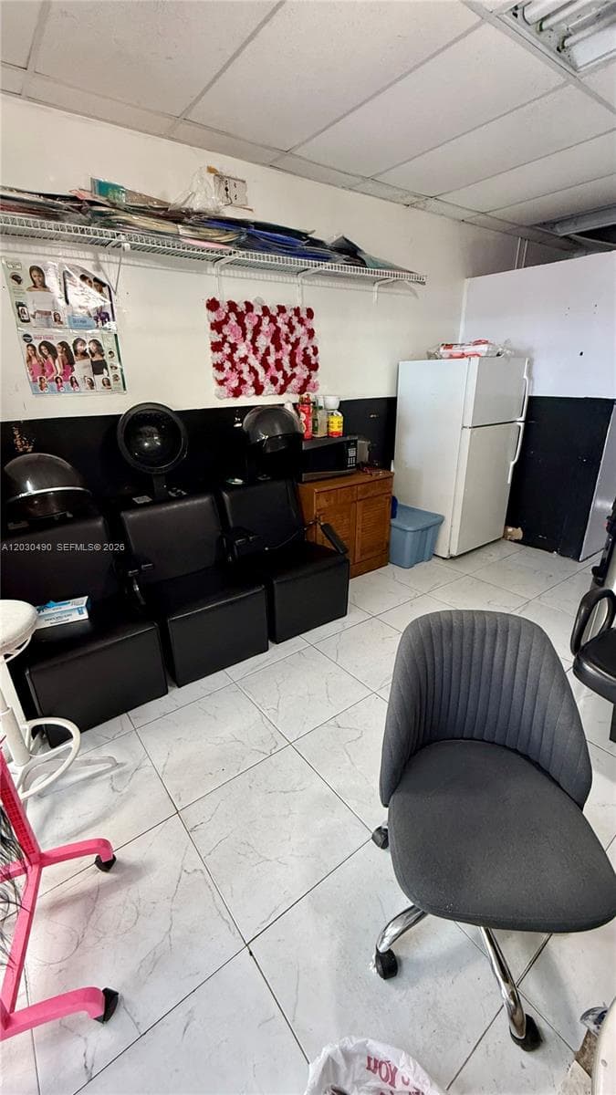 11842 W Dixie Hwy, Miami FL 33161 — 6