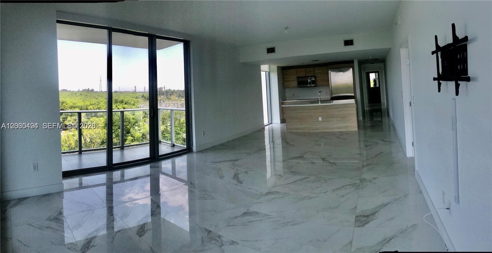 16385 Biscayne Blvd # 621, North Miami Beach FL 33160 — 3