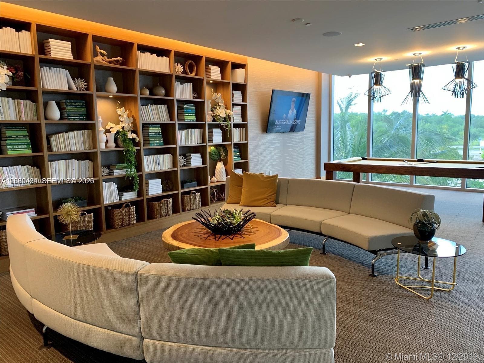 16385 Biscayne Blvd # 621, North Miami Beach FL 33160 — 28