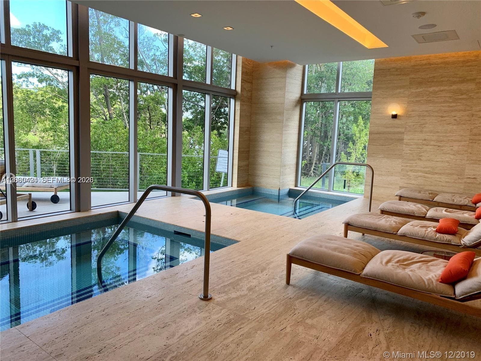 16385 Biscayne Blvd # 621, North Miami Beach FL 33160 — 39