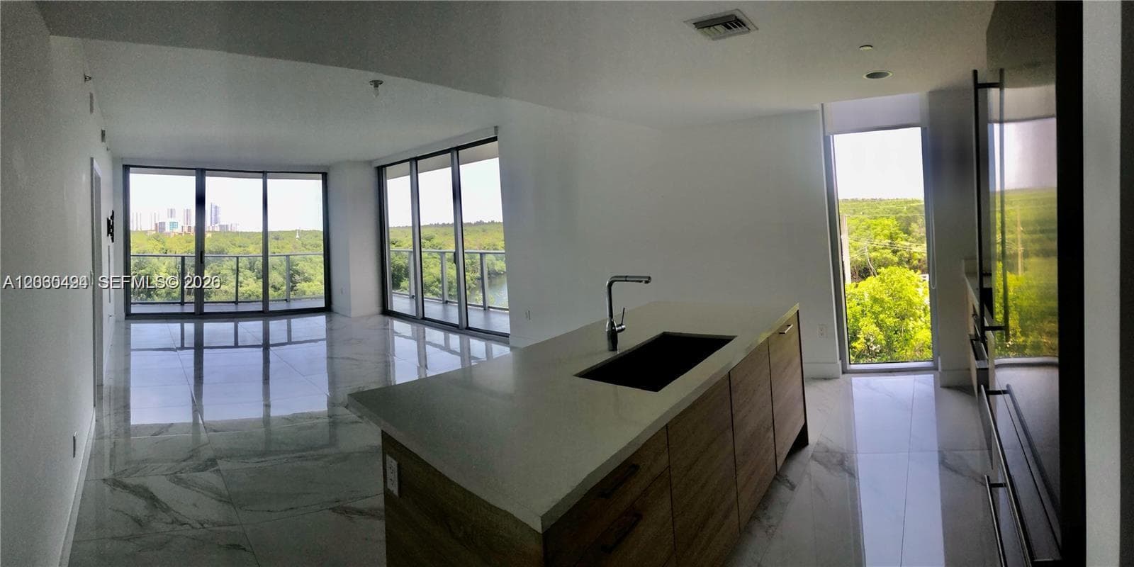 16385 Biscayne Blvd # 621, North Miami Beach FL 33160 — 4